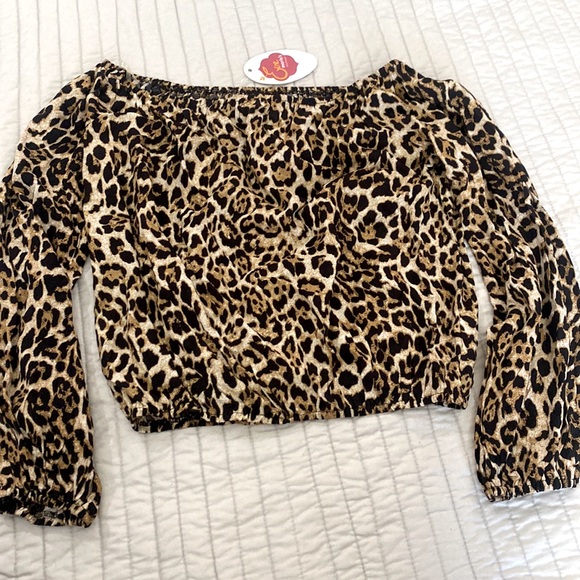 Top - Picture 3 of 3